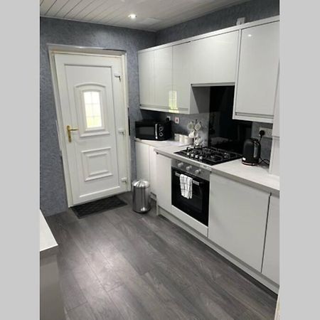 Beautiful Two Bedroom Flat By The Loch Balloch Exteriör bild